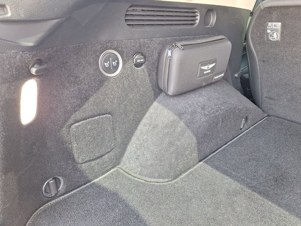 2024 Genesis GV80 Prestige Signature