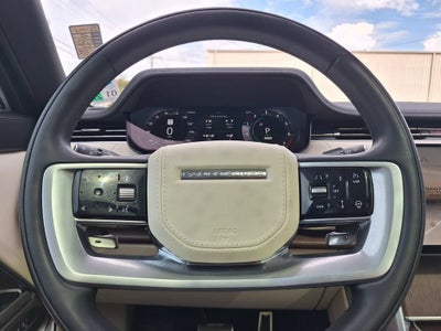 2025 Land Rover Range Rover SE