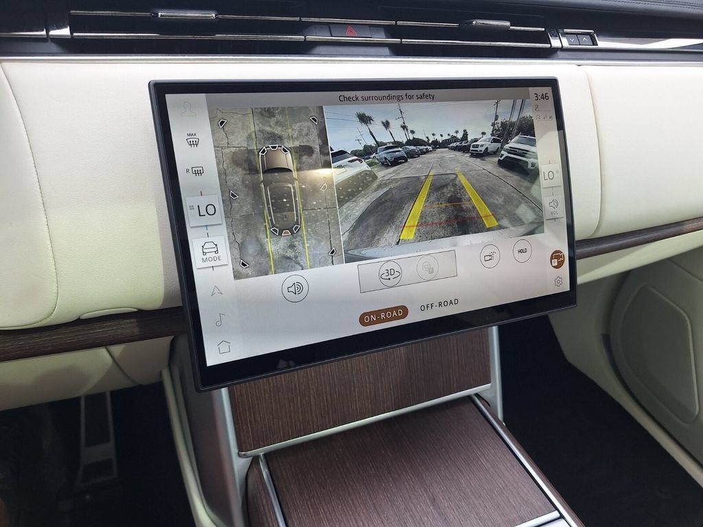 2025 Land Rover Range Rover SE