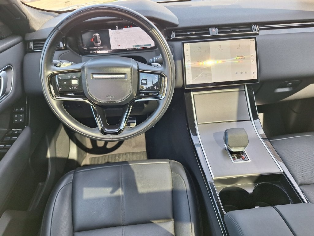 2025 Land Rover Range Rover Velar Dynamic SE