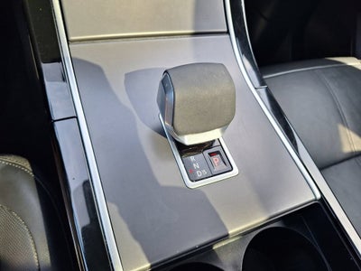 2025 Land Rover Range Rover Velar Dynamic SE