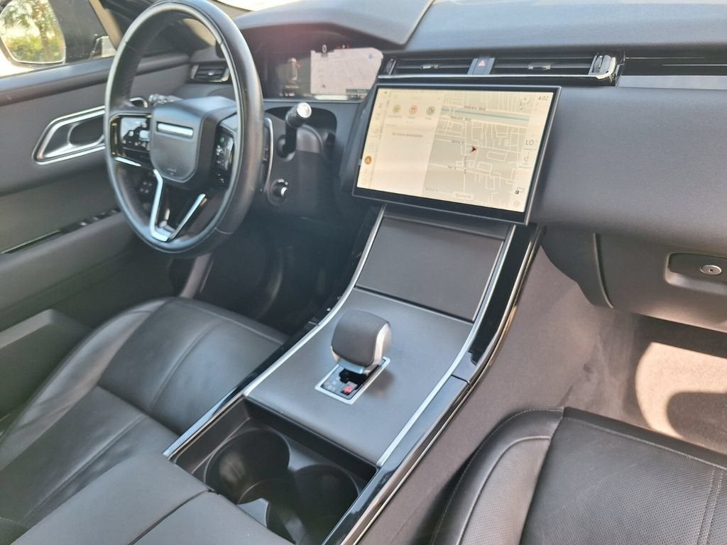 2025 Land Rover Range Rover Velar Dynamic SE