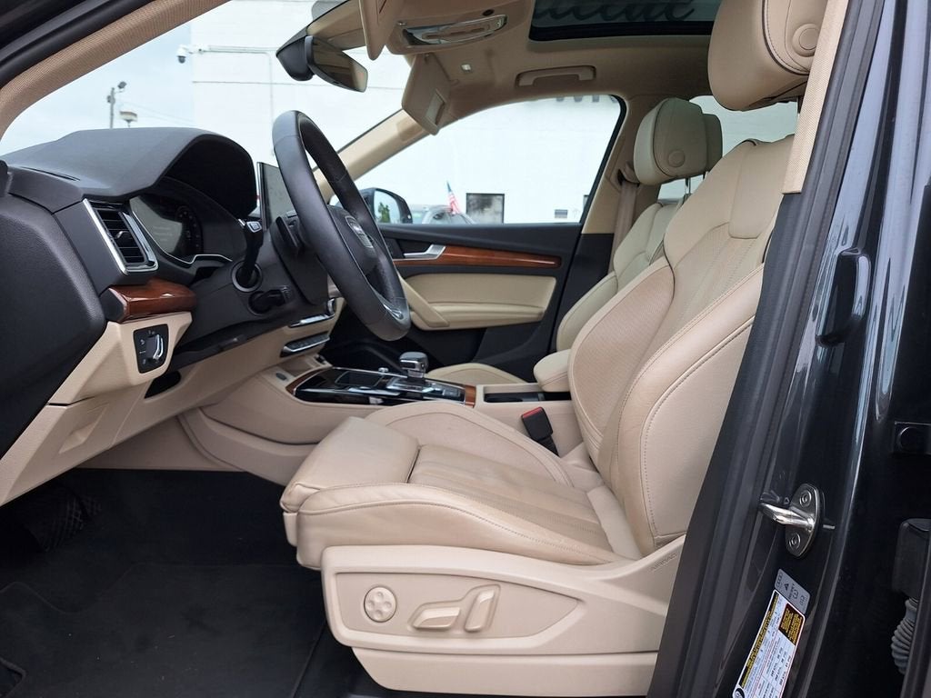 2023 Audi Q5 Premium Plus