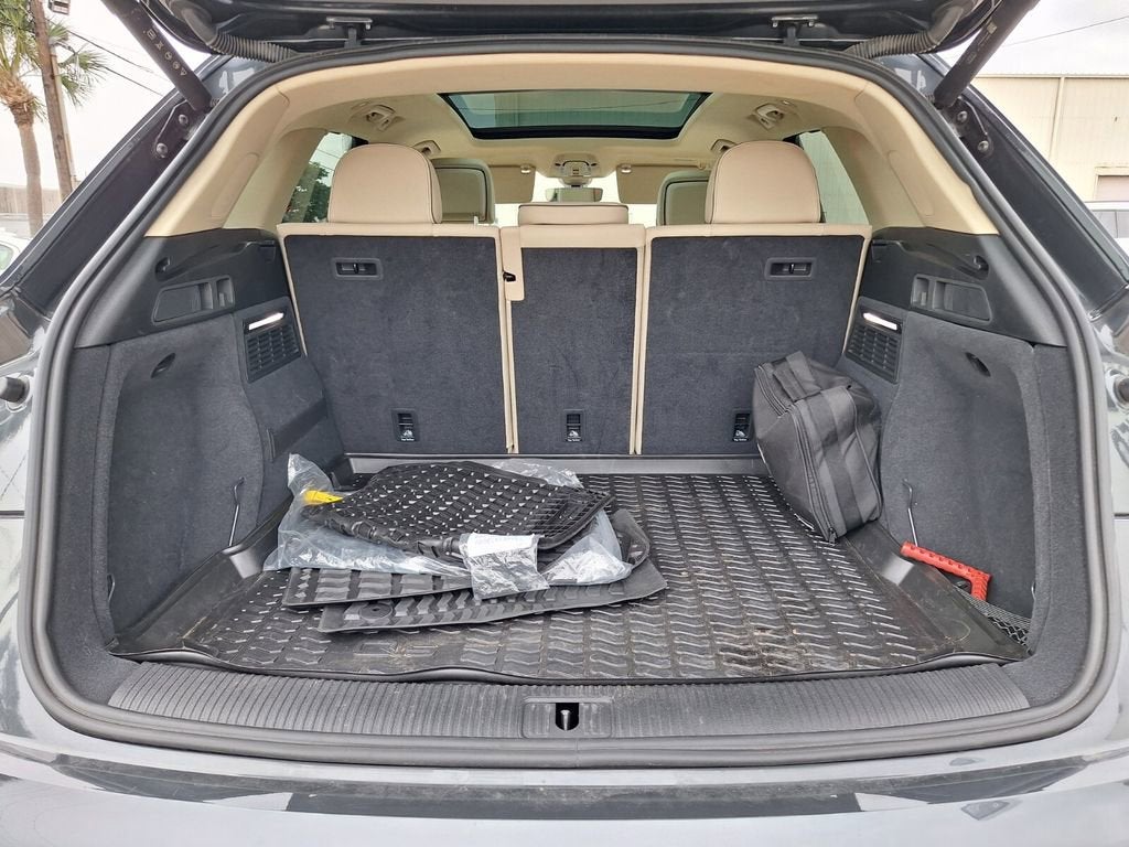 2023 Audi Q5 Premium Plus