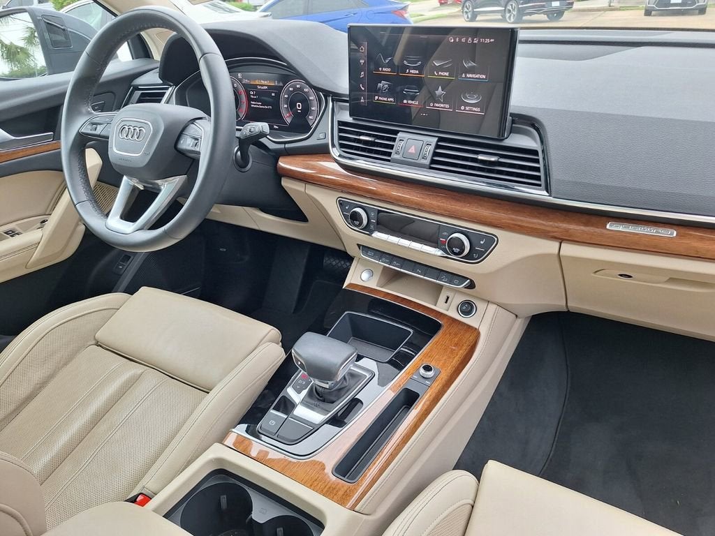 2023 Audi Q5 Premium Plus