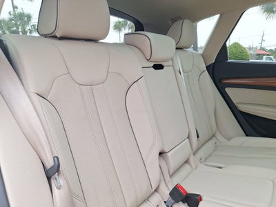 2023 Audi Q5 Premium Plus