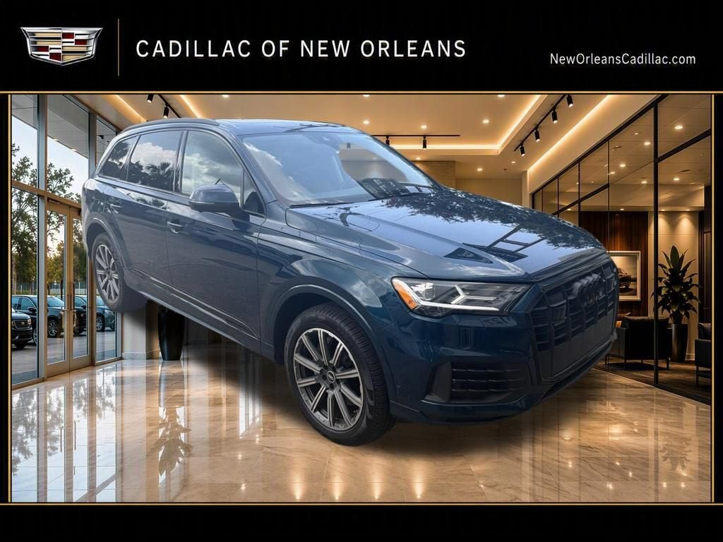 2022 Audi Q7 45 quattro Premium