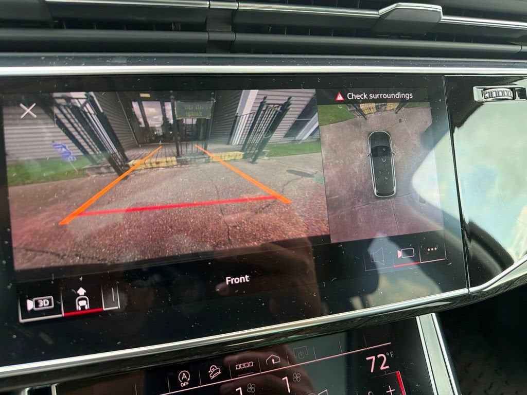 2022 Audi Q7 45 quattro Premium