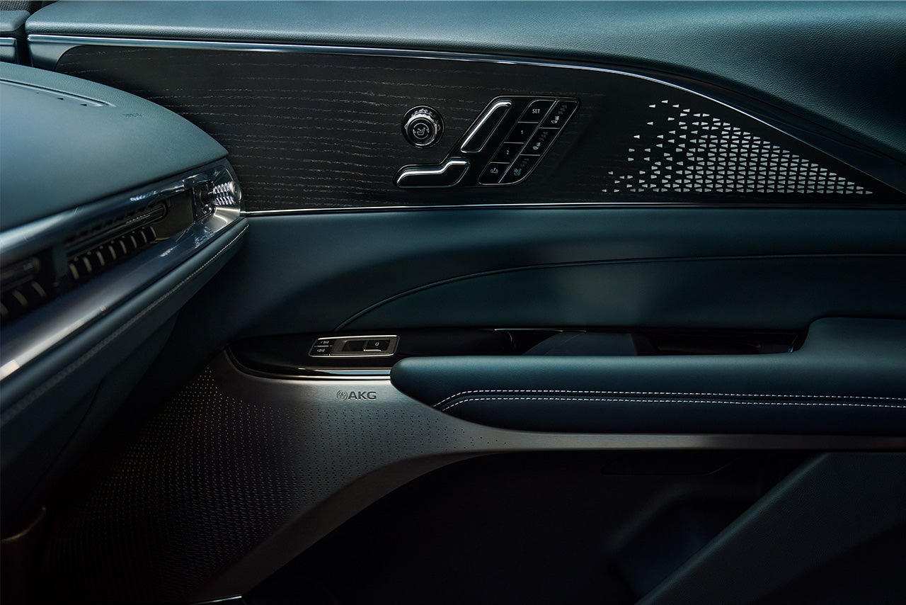 Cadillac of New Orleans in Metairie LA